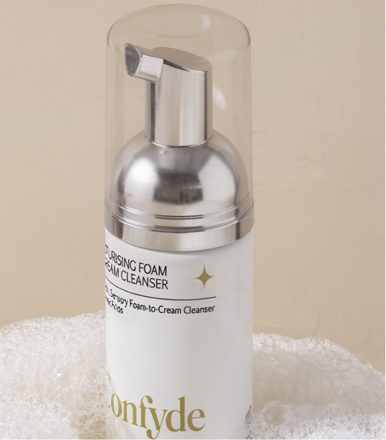 Moisturizing Foam to Cream Cleanser
